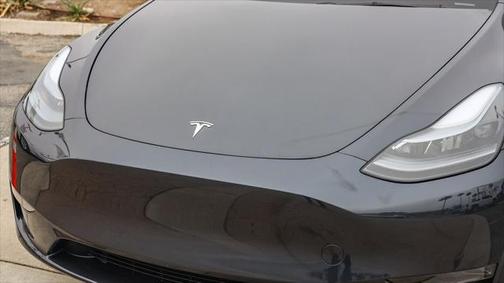 2024 Tesla Model Y Long Range Dual Motor All-Wheel Drive