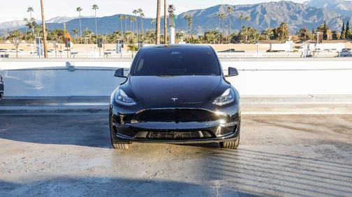2024 Tesla Model Y Long Range Dual Motor All-Wheel Drive