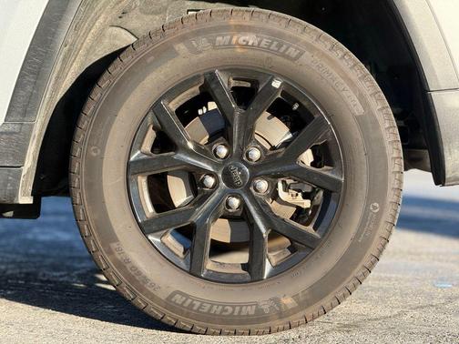 2024 Jeep Grand Cherokee Altitude