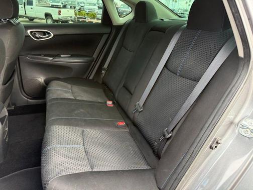 Gun Metallic 2018 Nissan Sentra SR