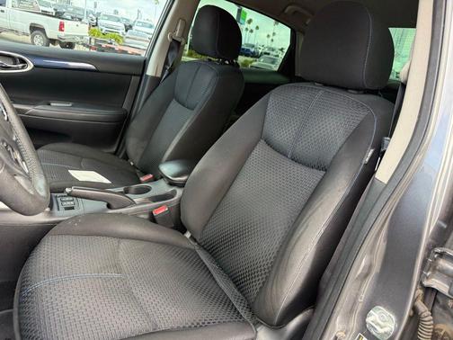 Gun Metallic 2018 Nissan Sentra SR