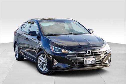 2020 Hyundai ELANTRA SEL