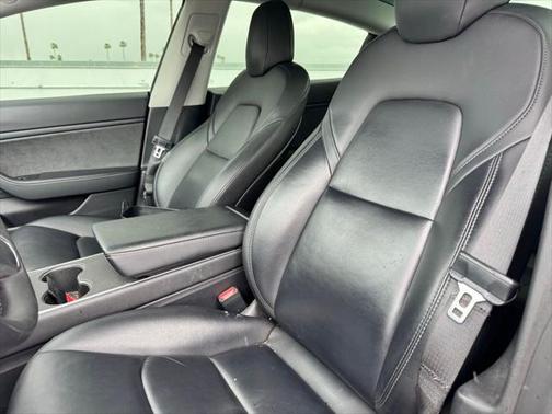 2020 Tesla Model 3 Performance