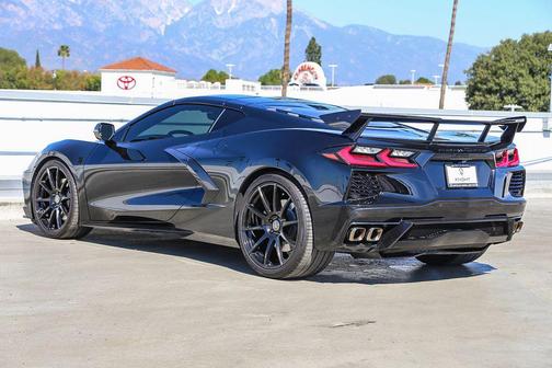 2020 Chevrolet Corvette Stingray w/2LT