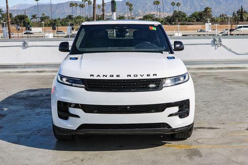 Fuji White 2025 Land Rover Range Rover Sport SE