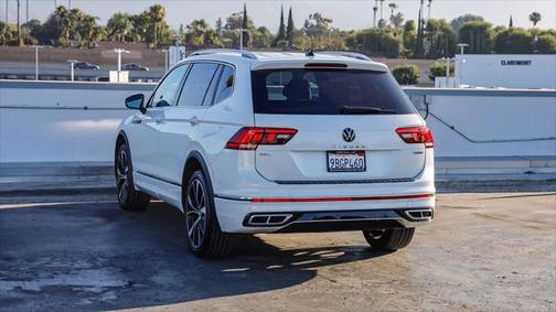 2022 Volkswagen Tiguan 2.0T SEL R-Line 4MOTION
