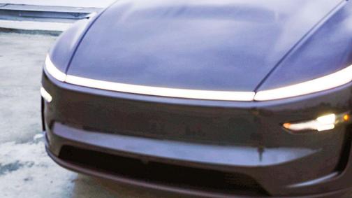 Stealth Grey 2026 Tesla Model Y Standard Rear-Wheel Drive