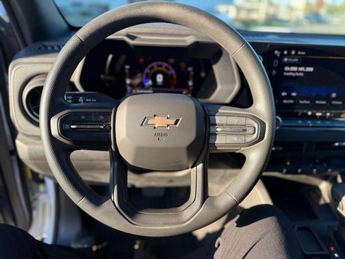 2023 Chevrolet Colorado WT