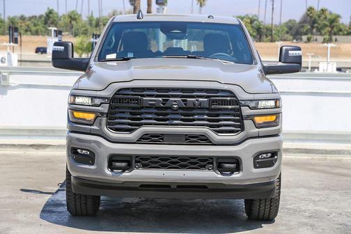 2025 RAM 2500 Big Horn Crew Cab 4x4 6'4' Box
