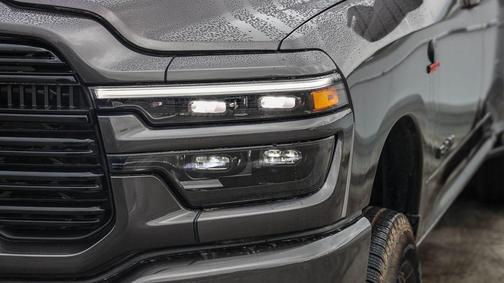 2025 RAM 3500 Laramie Crew Cab 4x4 8' Box