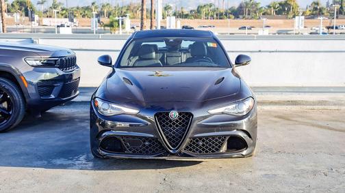 2022 Alfa Romeo Giulia Quadrifoglio