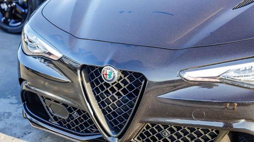 2022 Alfa Romeo Giulia Quadrifoglio