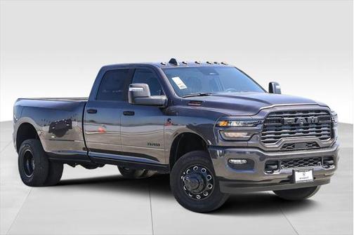 2025 RAM 3500 Big Horn Crew Cab 4x4 8' Box