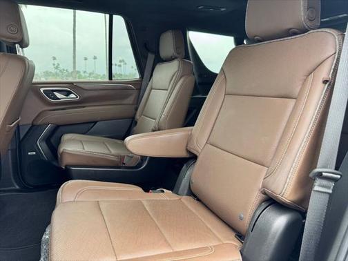 2022 Chevrolet Tahoe 4WD High Country