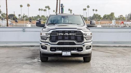 2025 RAM 2500 Tradesman Crew Cab 4x4 6'4' Box