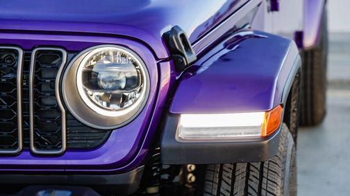 2026 Jeep Gladiator Sahara 4x4