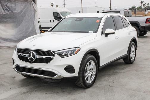 Polar White 2025 Mercedes-Benz GLC 300 4MATIC