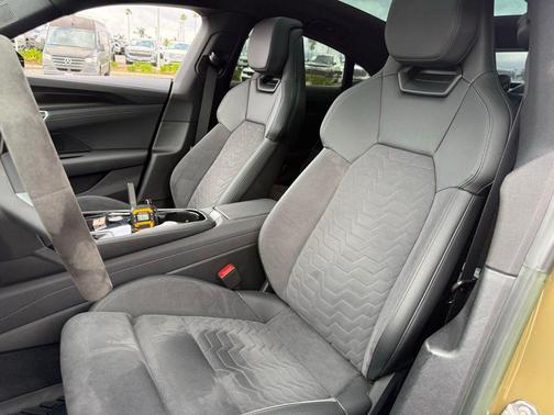 Tactical Green Metallic 2023 Audi e-tron GT Premium Plus quattro