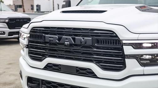 2025 RAM 3500 Laramie Crew Cab 4x4 8' Box