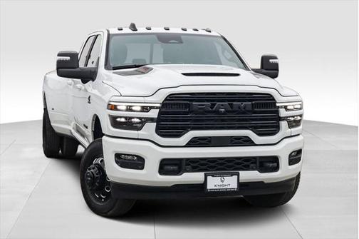 2025 RAM 3500 Laramie Crew Cab 4x4 8' Box