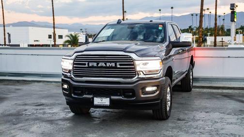 2024 RAM 2500 Laramie Crew Cab 4x4 6'4' Box