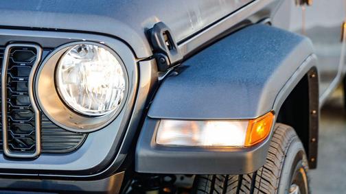 2025 Jeep Gladiator Sport S