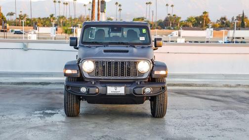 2025 Jeep Gladiator Sport S