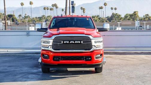 2024 RAM 3500 Laramie Crew Cab 4x4 8' Box
