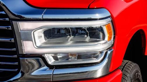 2024 RAM 3500 Laramie Crew Cab 4x4 8' Box