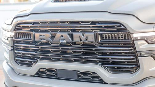 2025 RAM 2500 Laramie Crew Cab 4x4 6'4' Box