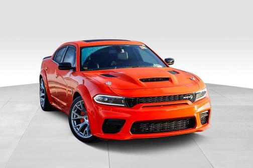 Go Mango 2023 Dodge Charger SRT Hellcat