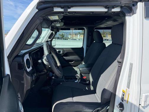 2024 Jeep Gladiator Willys