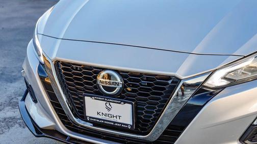 2022 Nissan Altima SR FWD