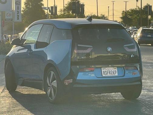 2017 BMW i3 94 Ah w/Range Extender