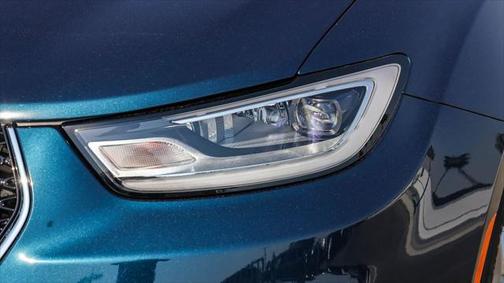 2025 Chrysler Pacifica L