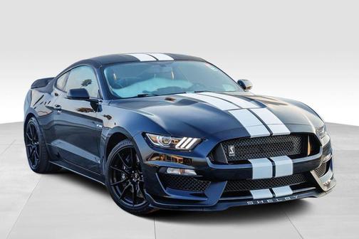 2020 Ford Shelby GT350 Base