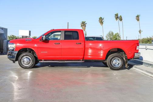 2024 RAM 3500 Big Horn Crew Cab 4x4 8' Box