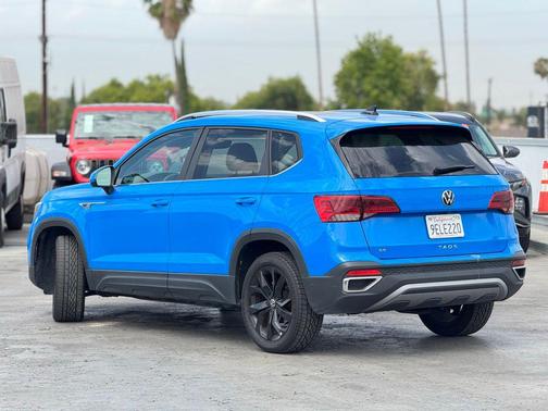 2023 Volkswagen Taos 1.5T SE