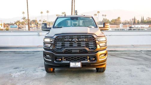 Ceramic Gray Clearcoat 2026 RAM 2500 Tradesman Crew Cab 4x4 6'4' Box