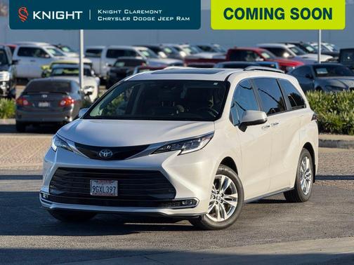2023 Toyota Sienna Limited