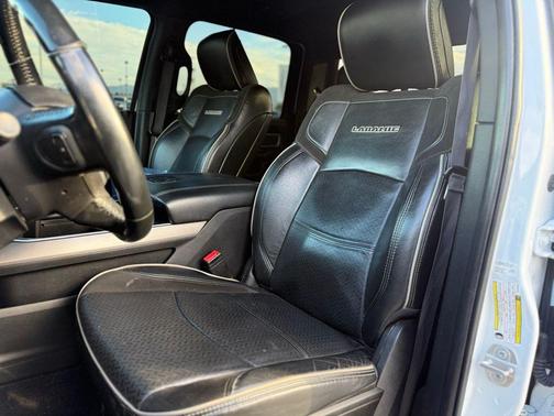 2022 RAM 3500 Laramie Crew Cab 4x4 8' Box