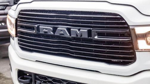 2022 RAM 3500 Laramie Crew Cab 4x4 8' Box