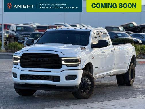 2022 RAM 3500 Laramie Crew Cab 4x4 8' Box