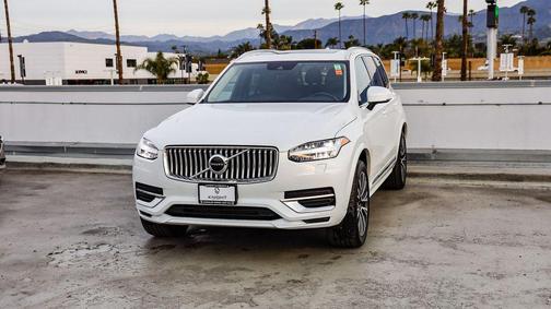 2021 Volvo XC90 Recharge Plug-In Hybrid T8 Inscription Expression 7 Passenger