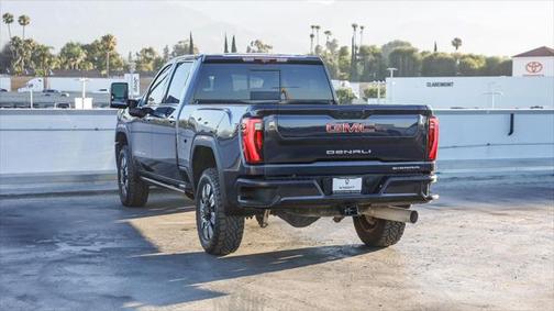 2024 GMC Sierra 2500 Denali