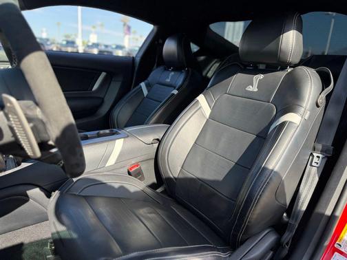 2020 Ford Shelby GT500 Base