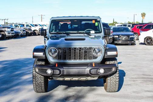 Anvil Clearcoat 2026 Jeep Gladiator Mojave 4x4
