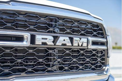 2024 RAM 3500 Tradesman Crew Cab 4x4 8' Box