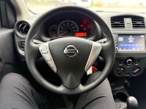 2019 Nissan Versa 1.6 S