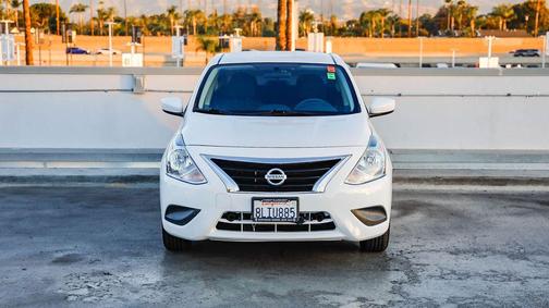 2019 Nissan Versa 1.6 S